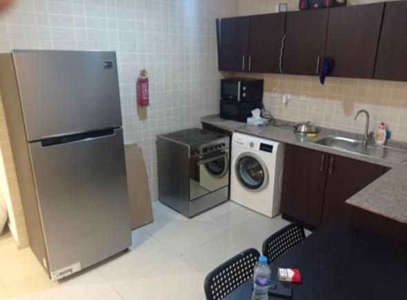 דובאי Traveller Partition Room In Al Barsha 1 Near Metro מראה חיצוני תמונה