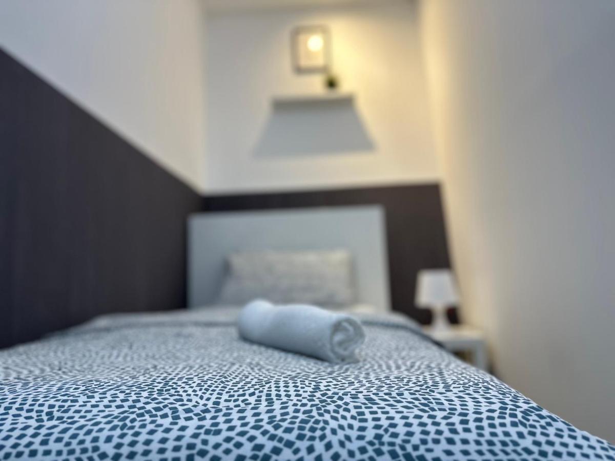 דובאי Traveller Partition Room In Al Barsha 1 Near Metro מראה חיצוני תמונה