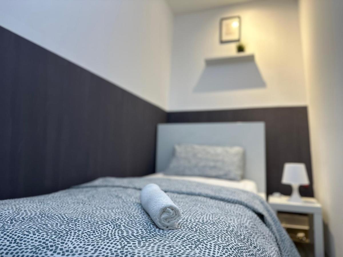דובאי Traveller Partition Room In Al Barsha 1 Near Metro מראה חיצוני תמונה